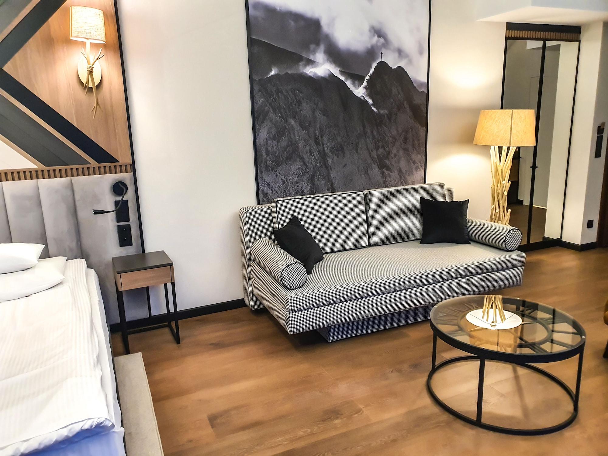 Rysy Boutique 5*